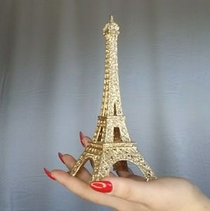 Golden Eiffel tower